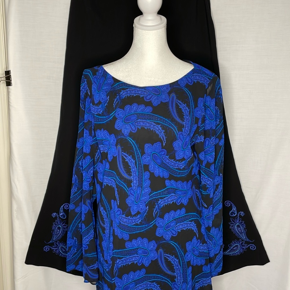Studio One Blue/Black Paisley Tunic Top & Black Pants -Matching Paisley Design